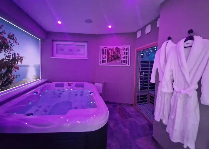 & Sauna Lin Pour L'autre Apartment *